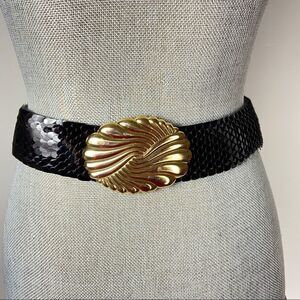 Vintage black gold tone belt stretchy